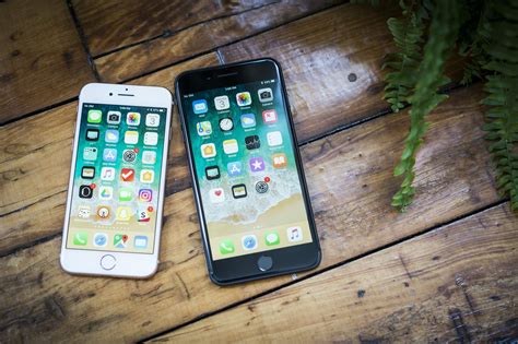 iPhone 8 .
